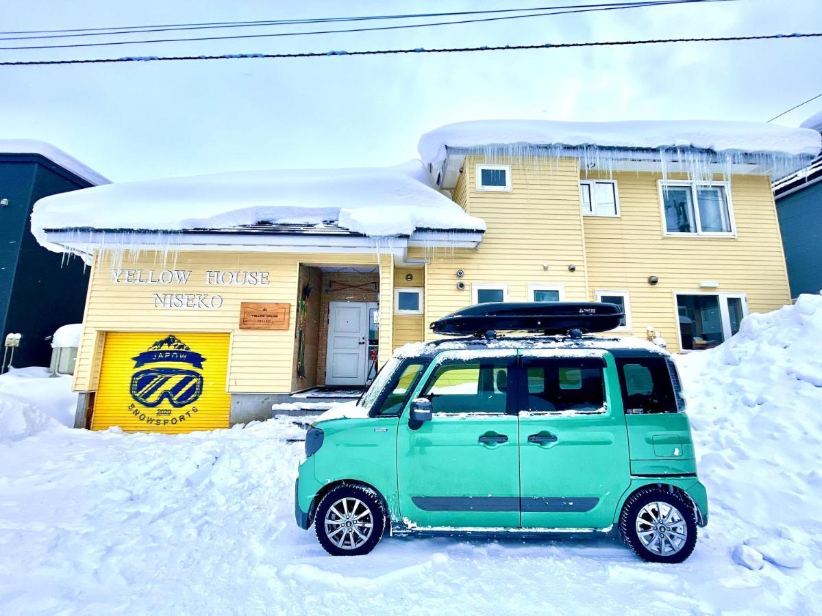 Yellow House Niseko Kutchan Exterior photo